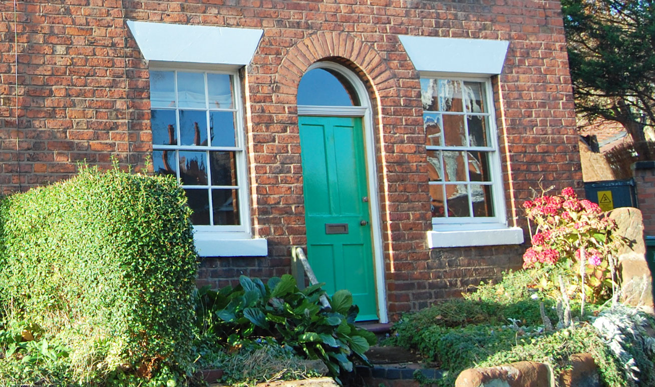 Sash Windows North West Photo of a House with Renovated Sash Windows