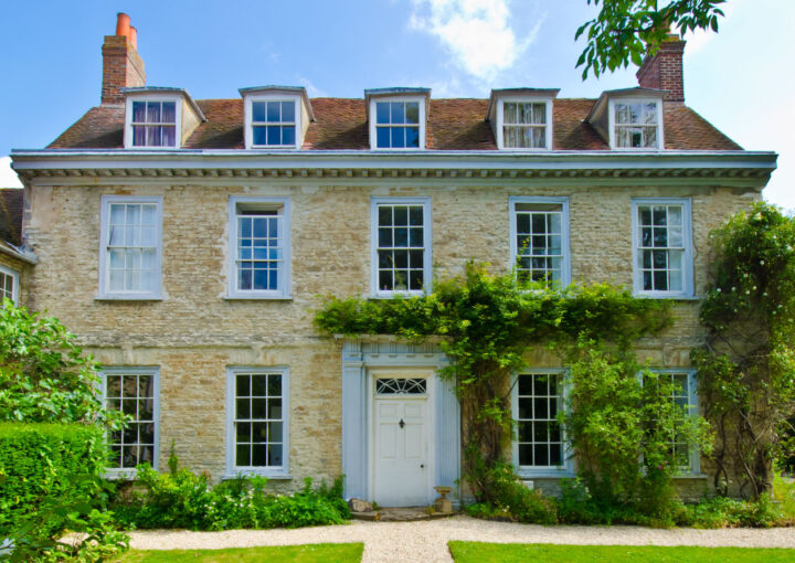 Sash Windows North West Photo of a House with Renovated Sash Windows