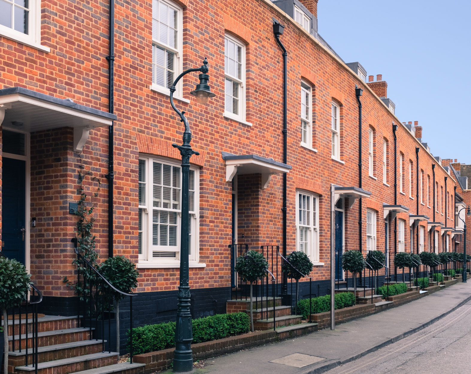 Sash Windows North West Photo of a House with Renovated Sash Windows