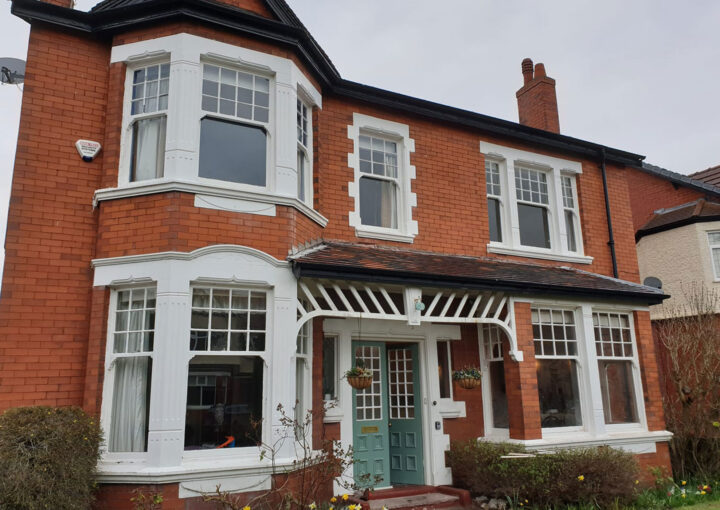Sash Windows North West Photo of a House with Renovated Sash Windows