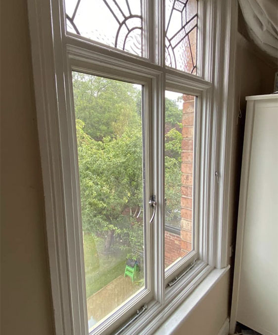 Sash Windows North West Photo of a House with Renovated Sash Windows